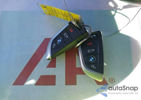 2021 BMW X4 xDrive30I z USA, uszkodzony, nr VIN 5UX2V1C07M9H86829